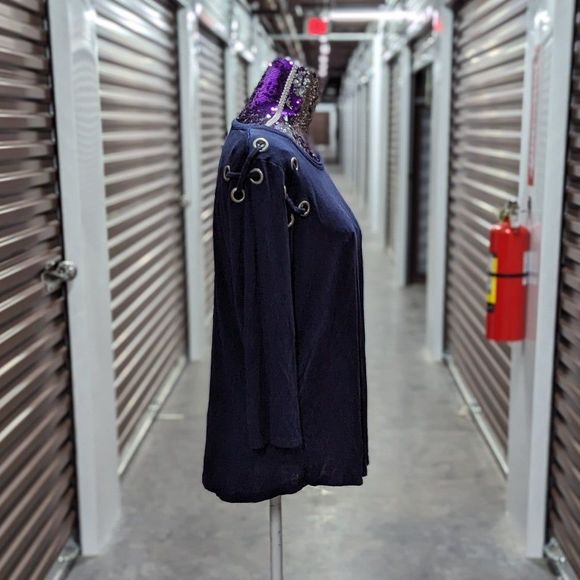 Alison Andrews XL Soft Navy Blue Long Sleeve Shirt w Metal Criss Cross Shoulder - Picture 4 of 7